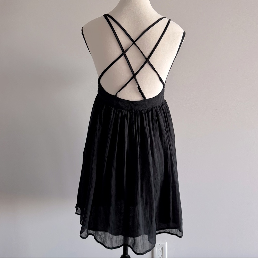 Zara Black Beaded Mini Dress Flowy Crepe Skirt V-Neck Size Small - Picture 4 of 10